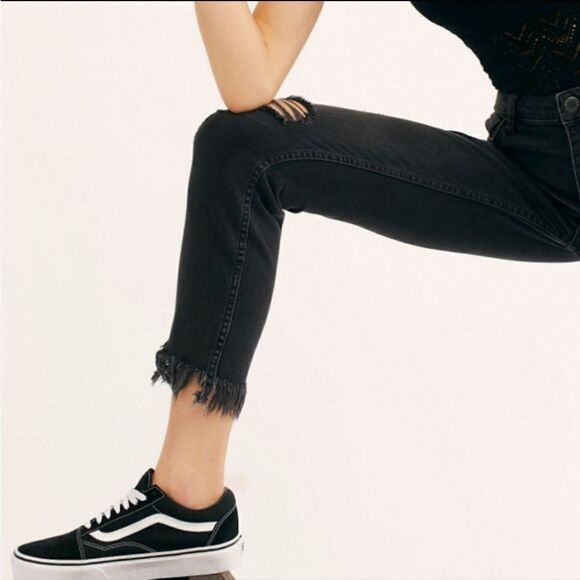 FREE PEOPLE Distressed Gray High Waisted Jeans Size 26 - Picture 3 of 10